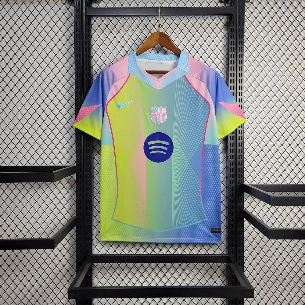 Barcelona 2025 Neon Special Kit